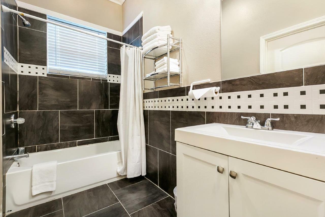 Spacious 3Br/2.5Bath Condo In Great Location New Orleans Exterior photo